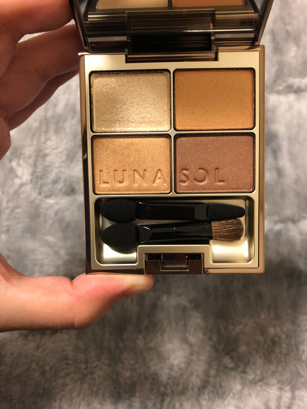 スキンモデリングアイズ/LUNASOL/アイシャドウパレットを使ったクチコミ(3枚目)