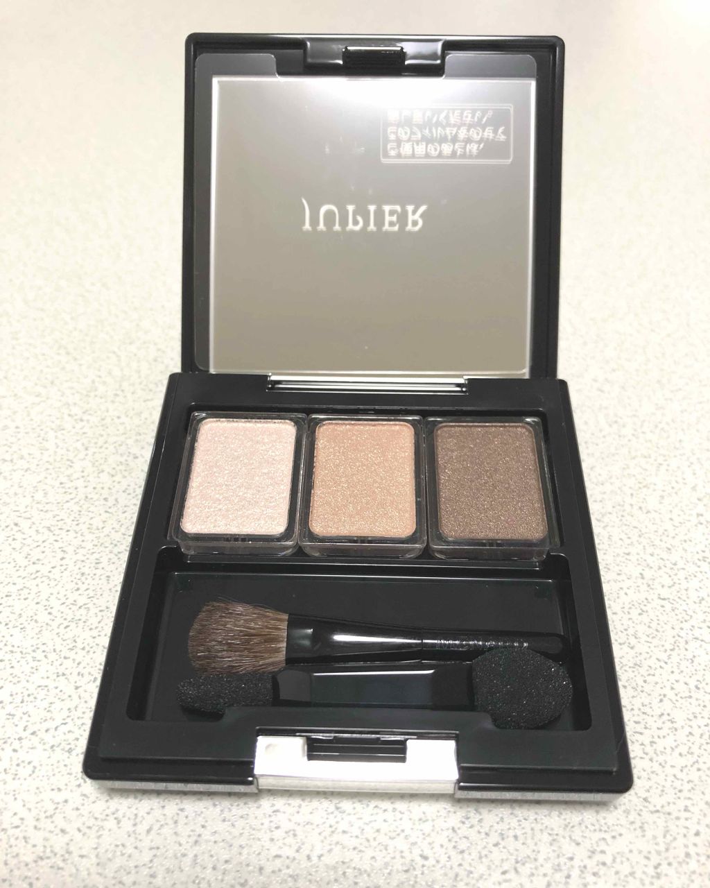 ジュピエル アイカラーコンパクト/メナード/アイシャドウパレットを使ったクチコミ(1枚目)