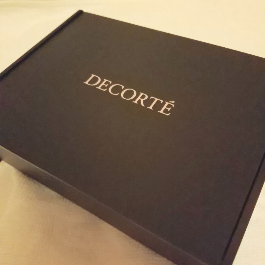 AQ MW フェイスパウダー/DECORTÉ/ルースパウダーを使ったクチコミ(3枚目)