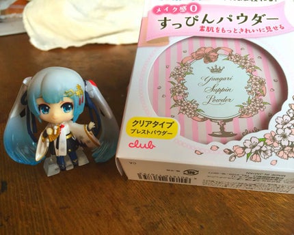 すっぴんパウダー B サクラスウィートソローの香り 2022/クラブ/プレストパウダーを使ったクチコミ(2枚目)