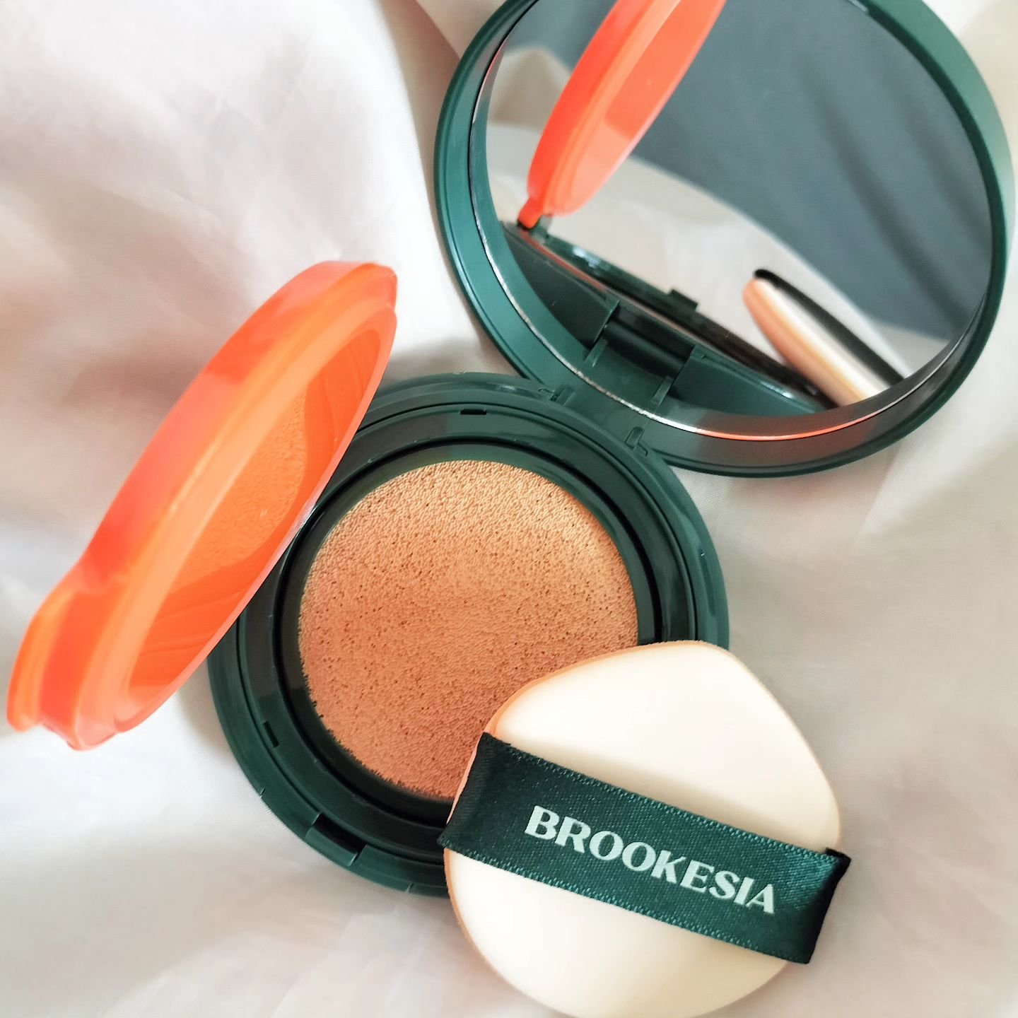 スキンエンハンサー コンパクト クッション (マット)/BROOKESIA/クッションファンデーションを使ったクチコミ（2枚目）