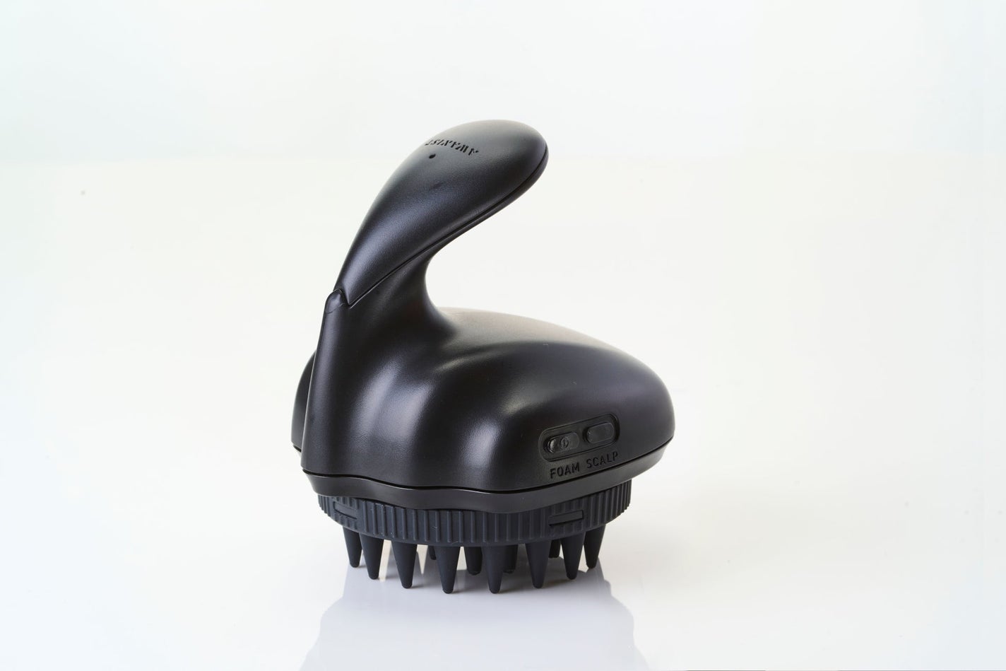 アワニスト アデランス