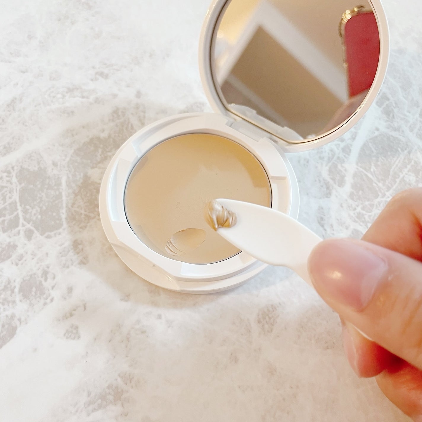 マーシュフィールド SC クリームファンデS/マーシュ・フィールド/クリーム・エマルジョンファンデーションを使ったクチコミ(4枚目)