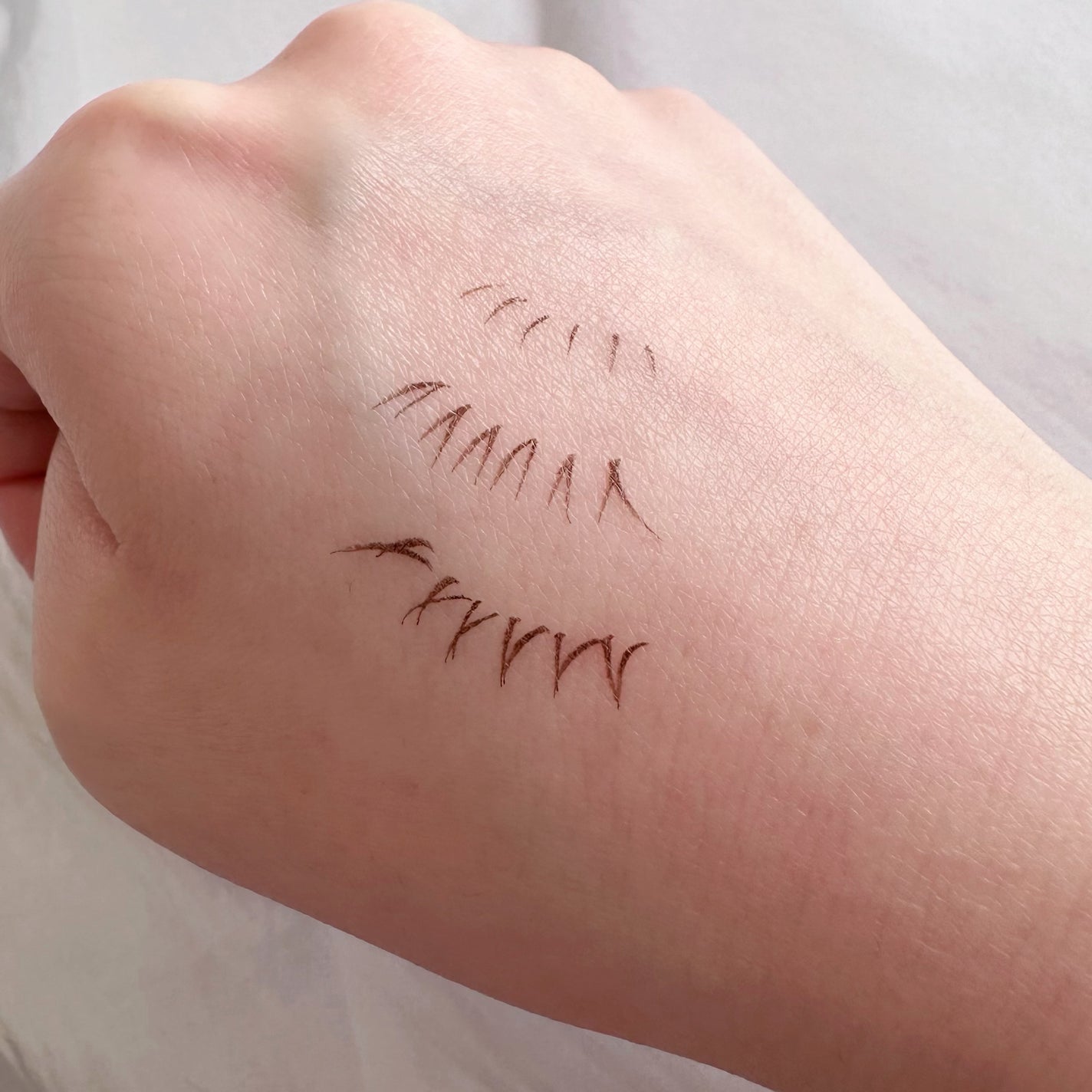 リキッドアイライナー 極細/SUIKONE/リキッドアイライナーを使ったクチコミ(2枚目)