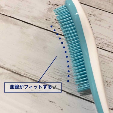 デタングル 絡まない 頭皮洗浄ブラシ TUFT 673/Areti./ヘアブラシを使ったクチコミ（2枚目）