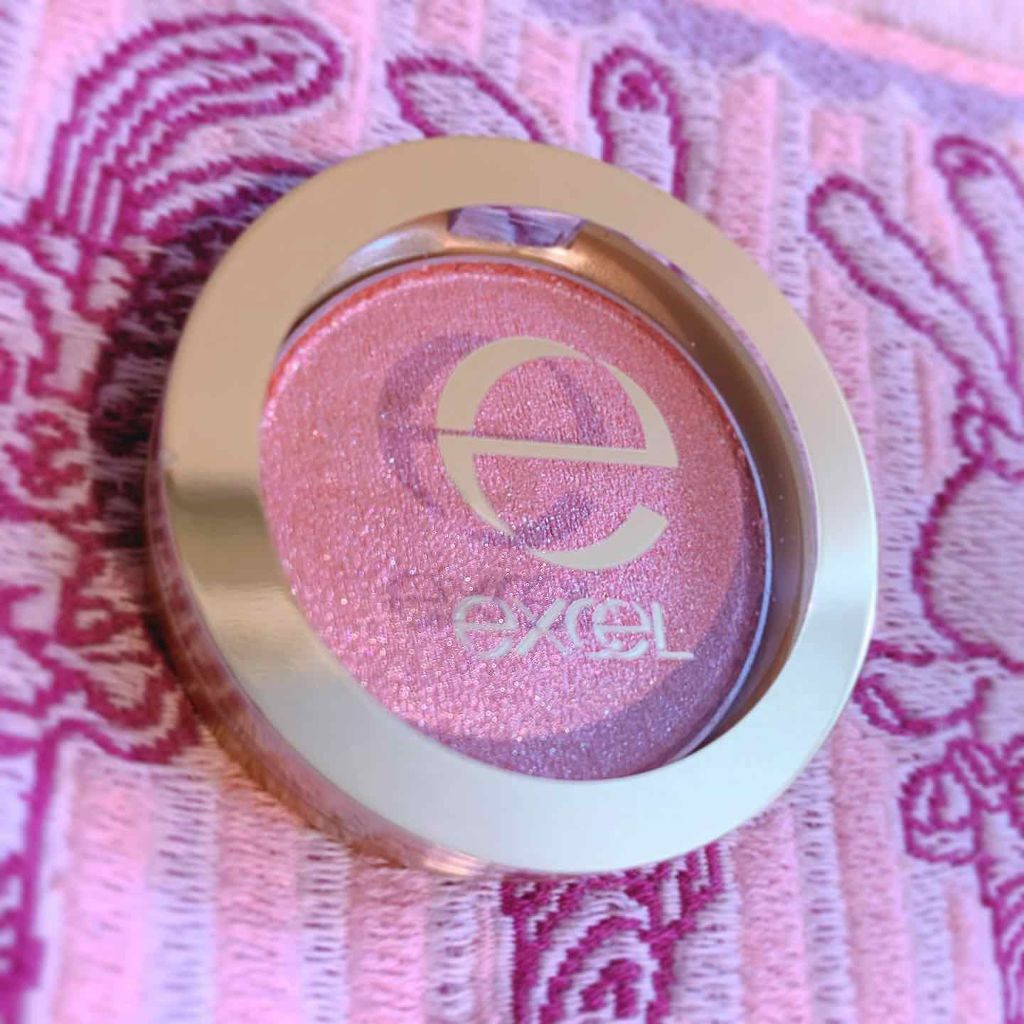 シャイニーシャドウ N/excel/単色アイシャドウを使ったクチコミ(1枚目)