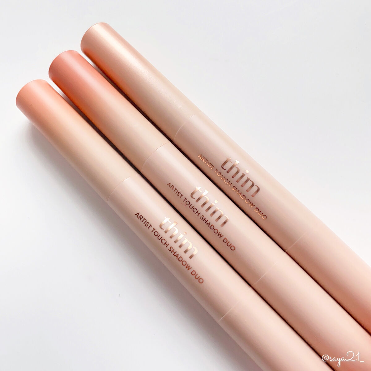 Artist Touch Shadow Duo/thim/スティックアイシャドウを使ったクチコミ（1枚目）