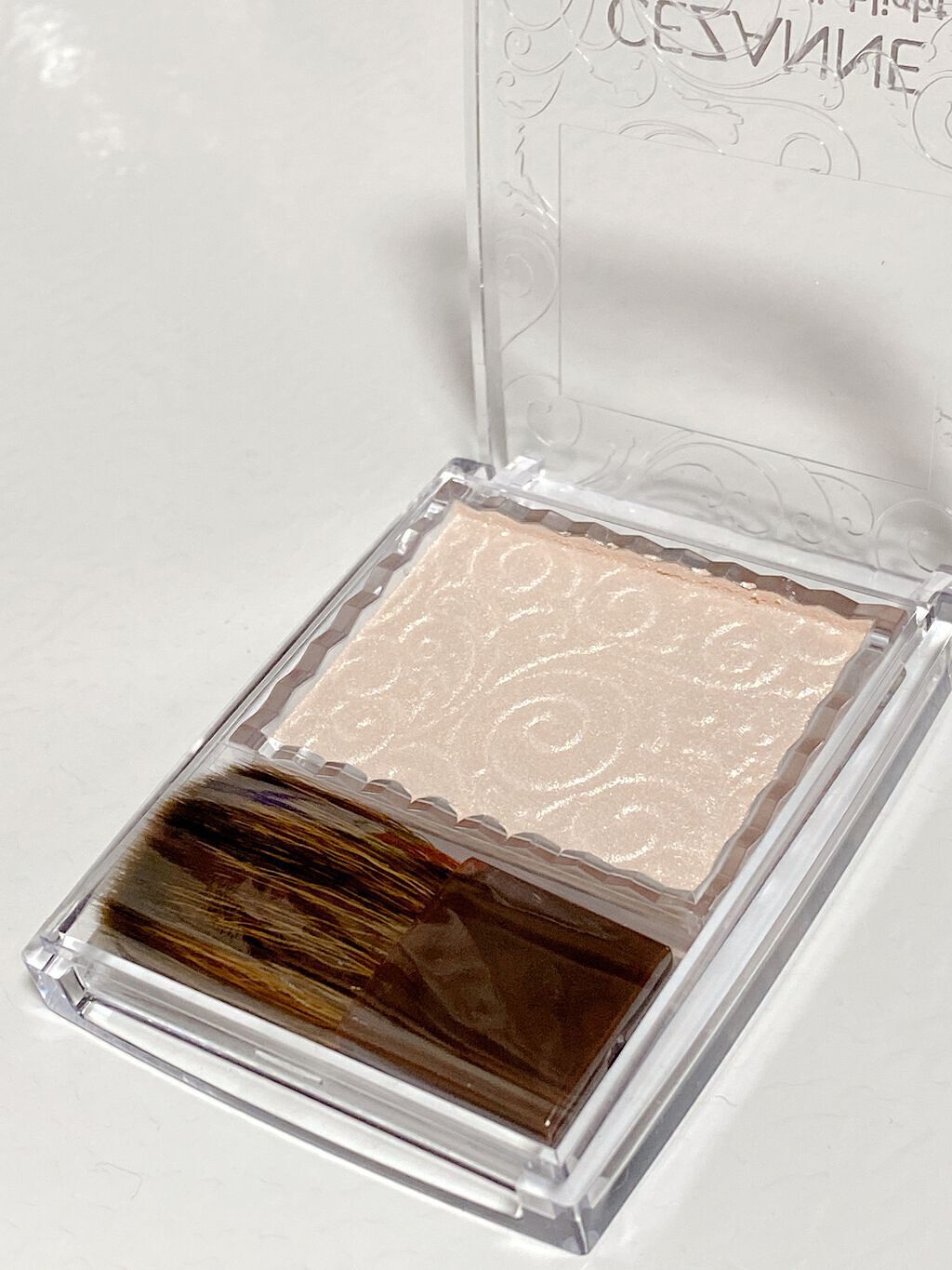 パールグロウハイライト/CEZANNE/パウダーハイライトを使ったクチコミ(2枚目)