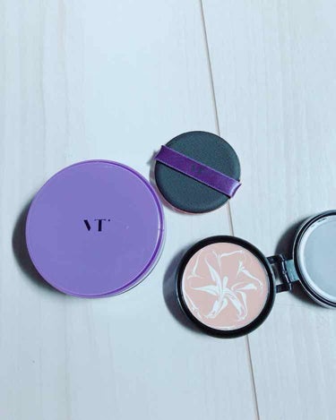 VT コラーゲンパクト  21




BTSとコラボで日本で人気になってます！
「グローバルKビューティー」をコンセプトに、天然成分、皮膚科学、トレンドの3つの要素を表現しているブランド「VANT36
