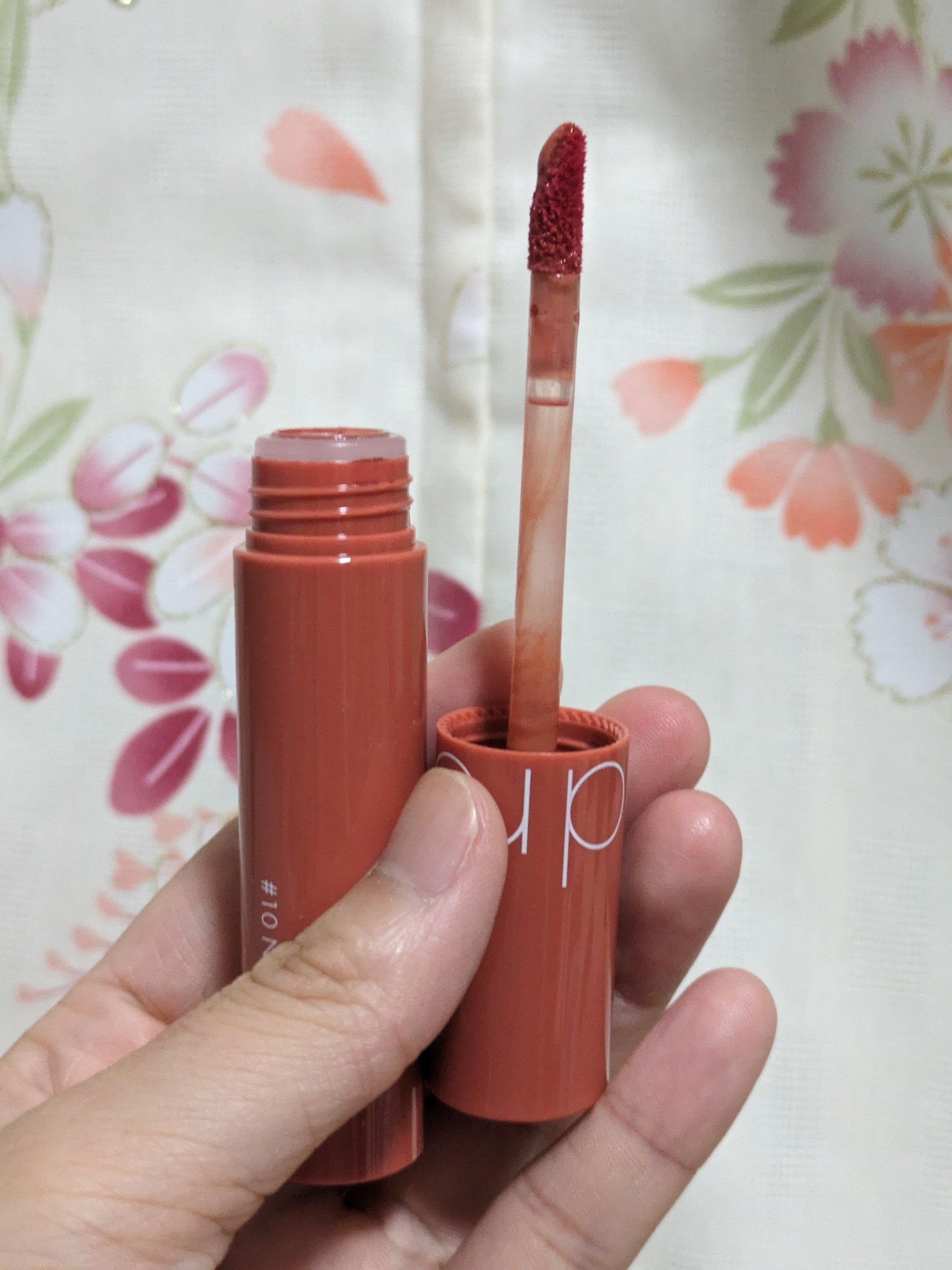 ジューシーラスティングティント 10 ヌーディピーナッツ(NUDY PEANUT)/rom&nd/リップティントを使ったクチコミ（3枚目）