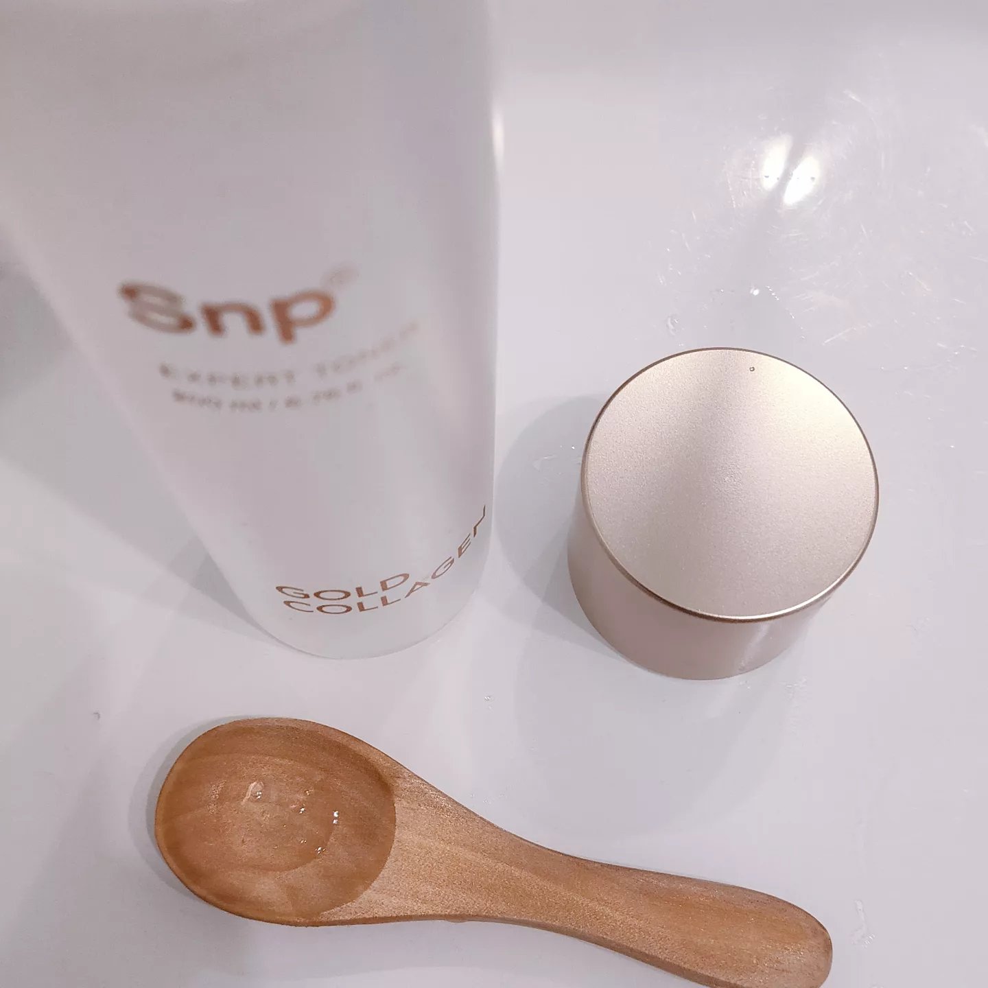 ゴールドコラーゲンエキスパートトナー/SNP/化粧水を使ったクチコミ（2枚目）