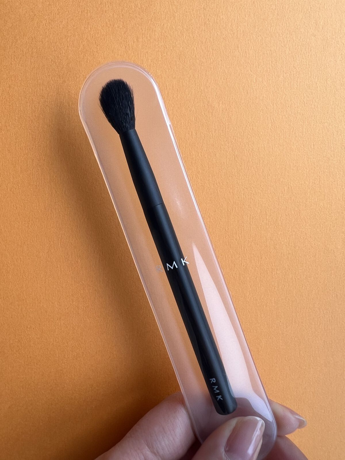 アイシャドウブラシ B/RMK/メイクブラシを使ったクチコミ（3枚目）