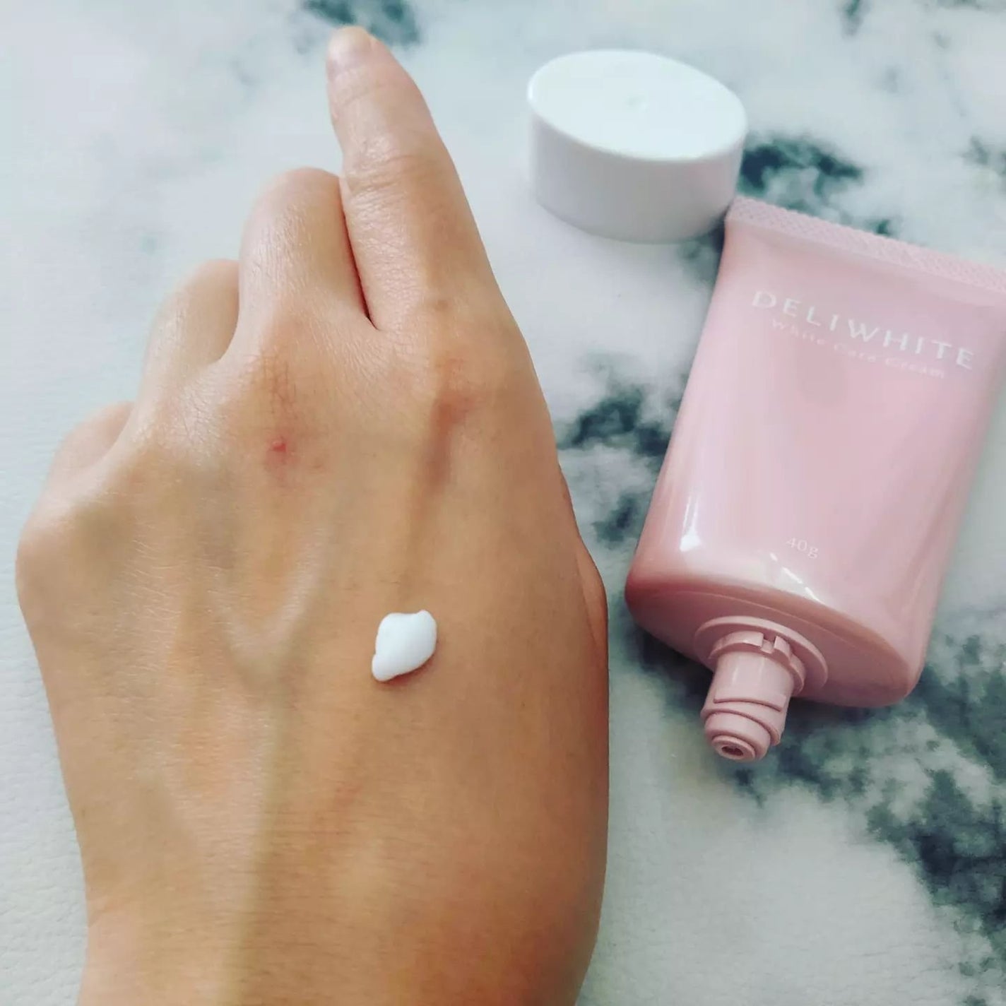 薬用ホワイトケアクリーム/DELIWHITE/デリケートゾーンケアを使ったクチコミ(2枚目)