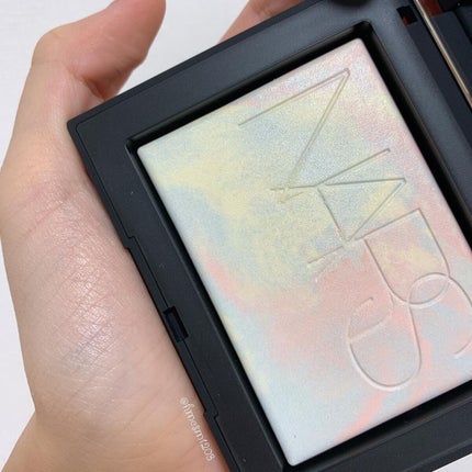 ライトリフレクティング プリズマティックパウダー/NARS/プレストパウダーを使ったクチコミ(2枚目)
