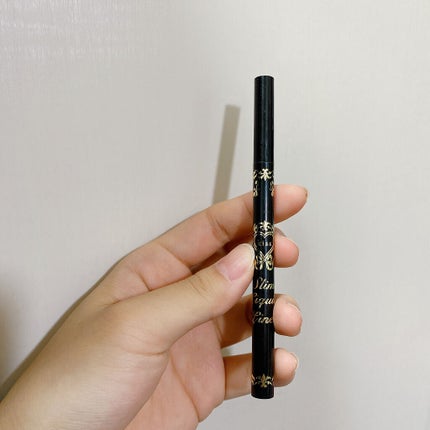 KiSS スリムリキッドライナーのクチコミ「\kiss スリムリキッドライナー/
01 ブラック
漆黒ブラックって感じで
しっかり目.....」(1枚目)