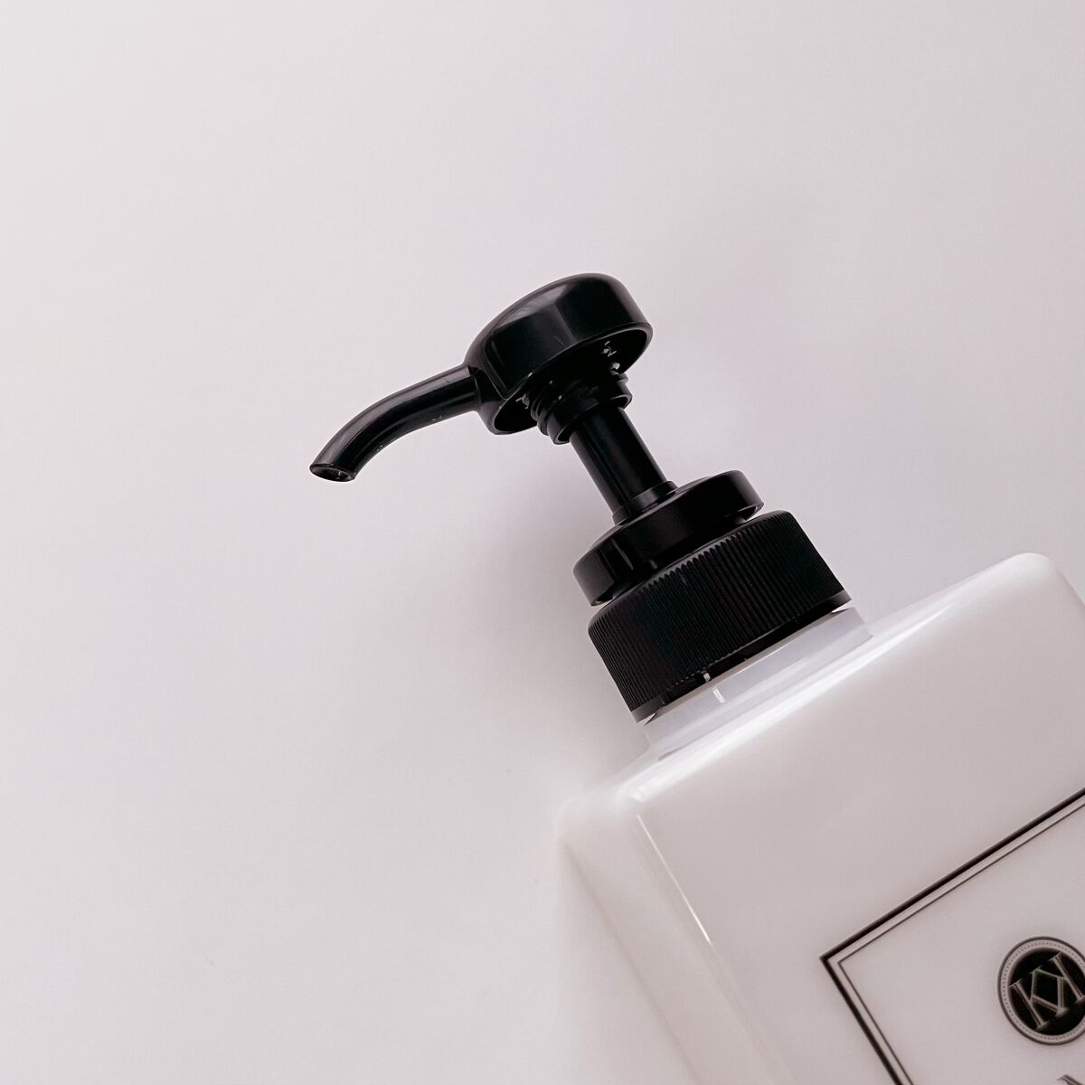 黒髪クリームシャンプー/KAMIKA/シャンプー・コンディショナーを使ったクチコミ(3枚目)