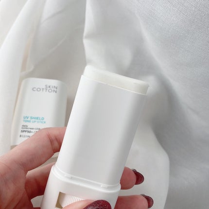 UVシールド トーンアップスティック/スキンコットン/日焼け止めスティックを使ったクチコミ(2枚目)