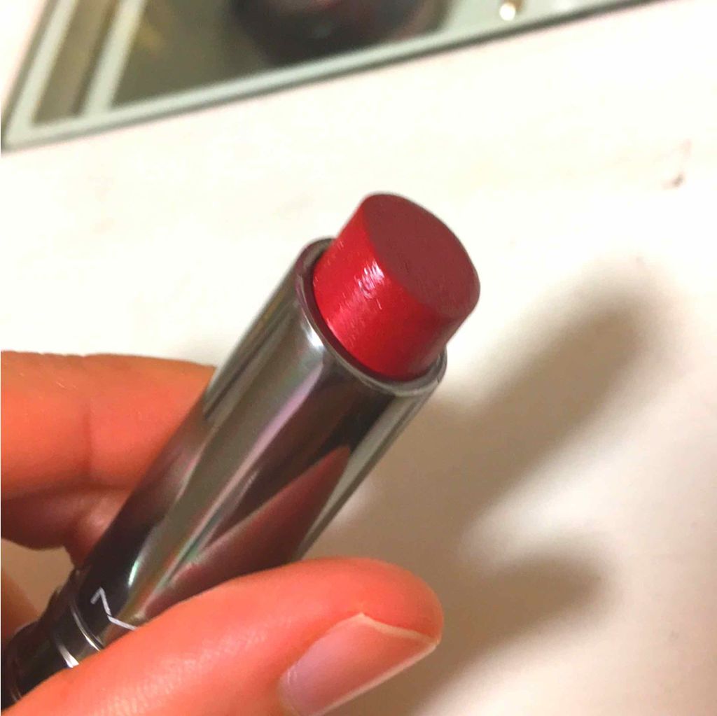 プレンティ オブ パウト プランピング リップスティック ラブメイカー/M・A・C/口紅を使ったクチコミ（2枚目）