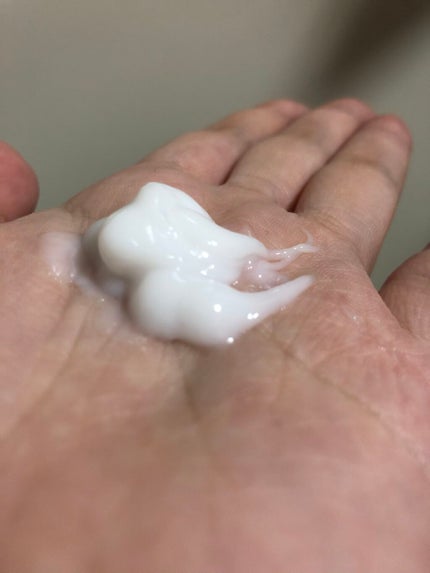 CCミルク/エッセンシャル/ヘアミルクを使ったクチコミ(2枚目)