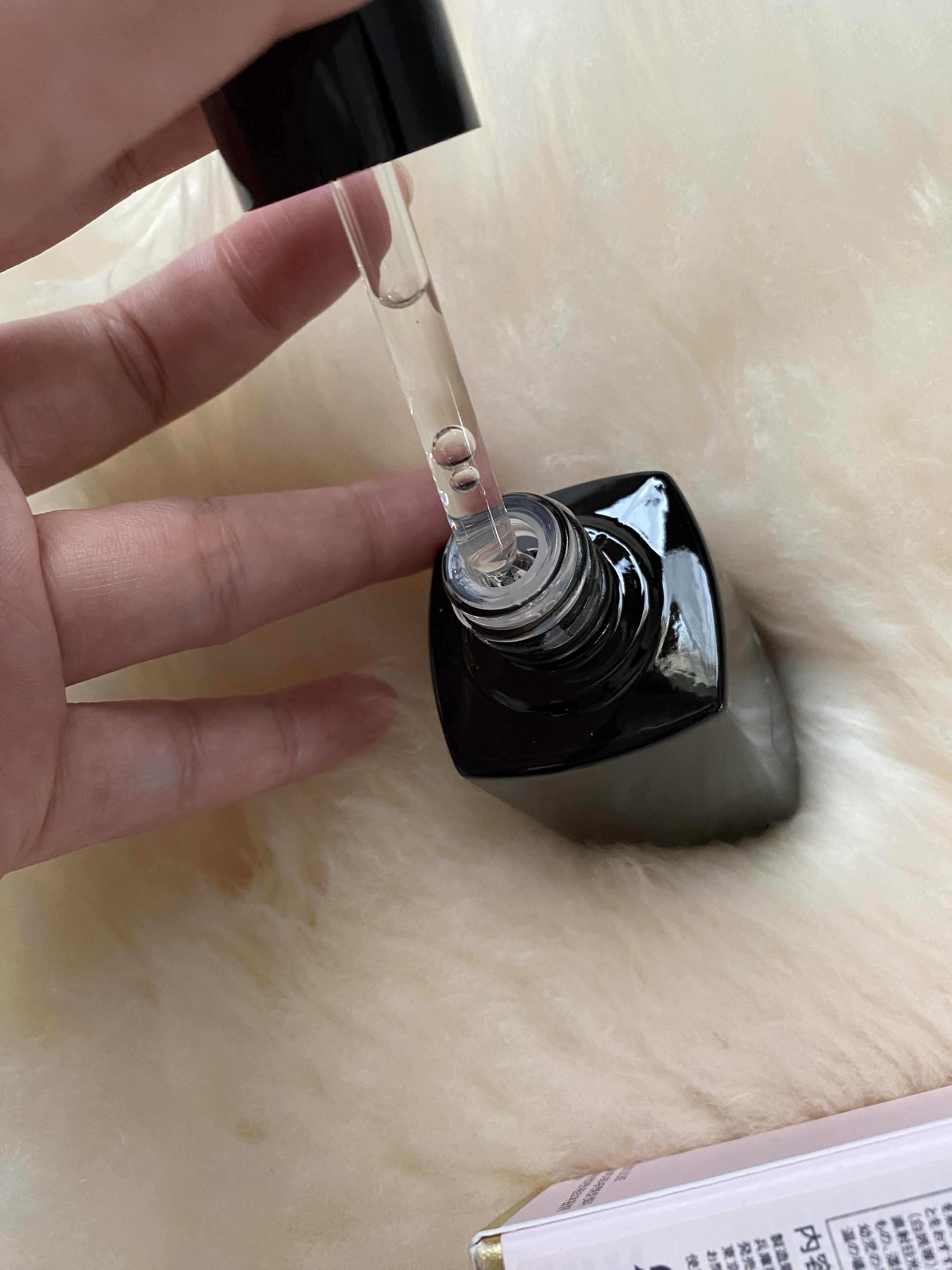 ルミエール ヴァイタルC/FEMMUE/ブースター・導入液を使ったクチコミ（3枚目）