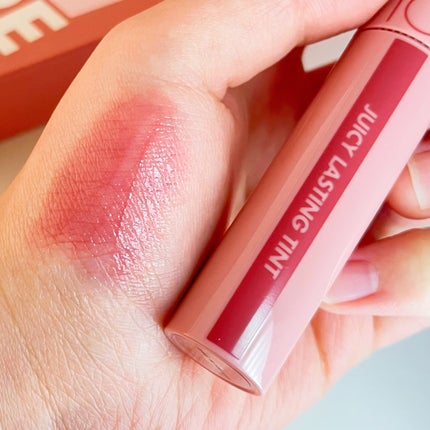 ジューシーラスティングティント/rom&nd/リップティントを使ったクチコミ(2枚目)