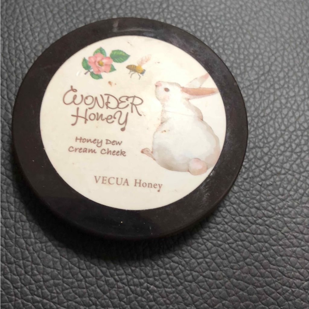 ワンダーハニー 蜜頬白うさぎチーク/VECUA Honey/ジェル・クリームチークを使ったクチコミ（1枚目）