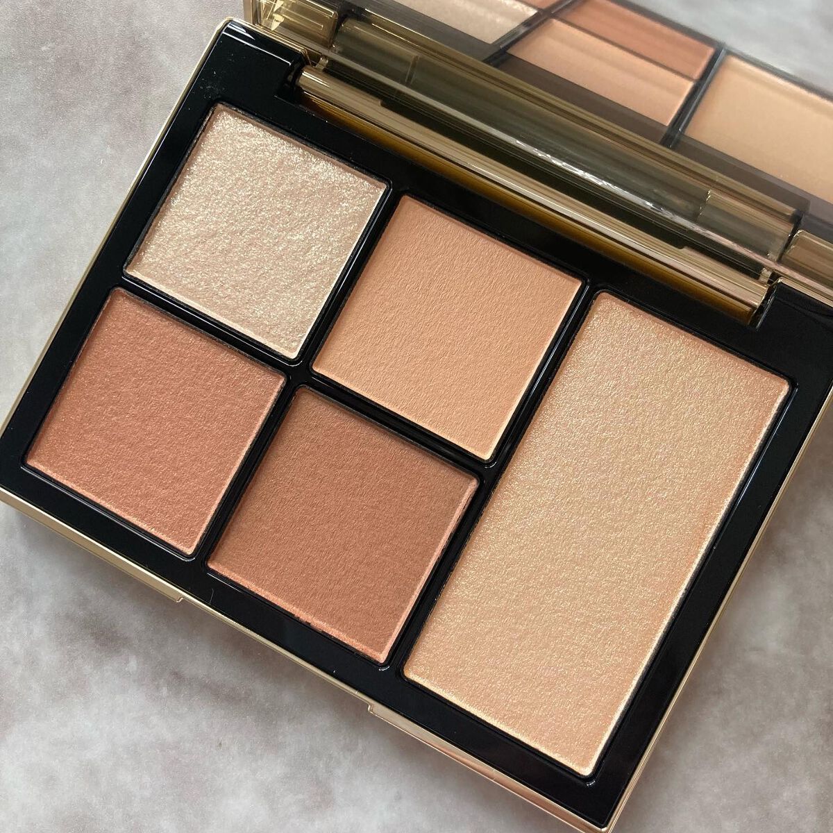 フェイス スタイリスト/SNIDEL BEAUTY/アイシャドウパレットを使ったクチコミ（3枚目）