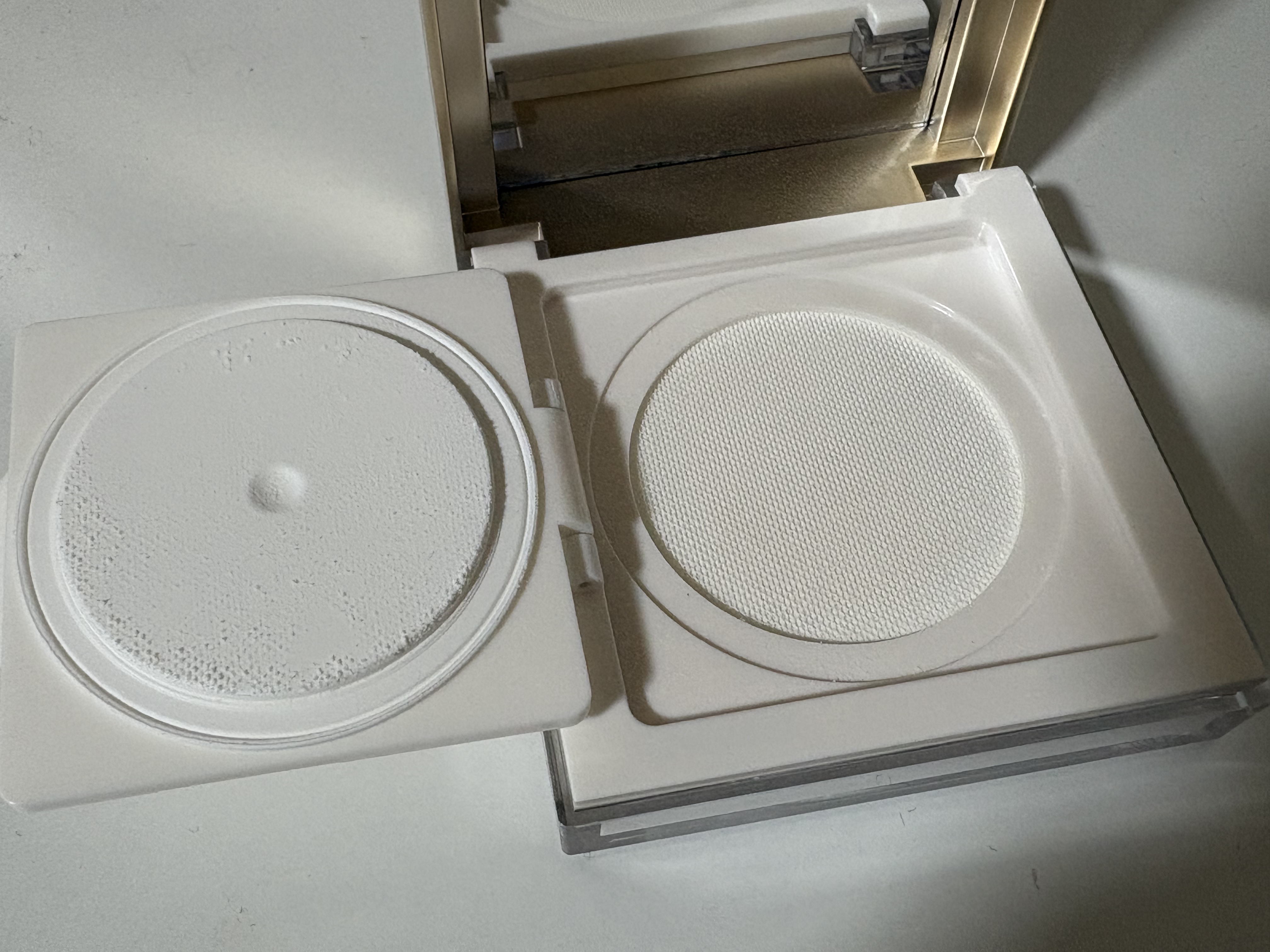 トランスルーシェントブルーリング ルースパウダー 01 クリア/PERFECT DIARY/ルースパウダーを使ったクチコミ（3枚目）