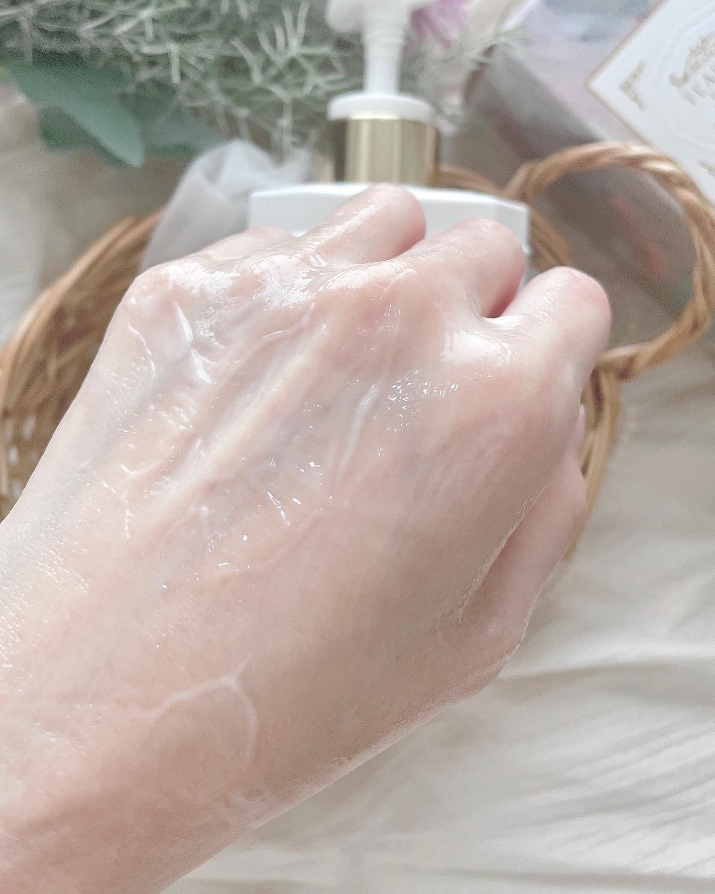 パフュームボディローション リリィムスクホワイトティー/TEABLESS/ボディローションを使ったクチコミ(3枚目)