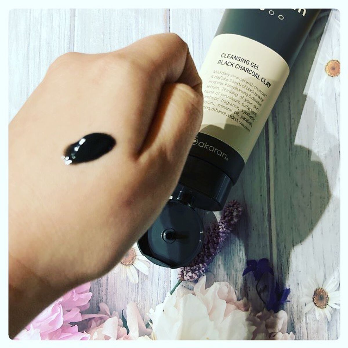 ブラックジェルクレンジング/.akaran/クレンジングジェルを使ったクチコミ（2枚目）