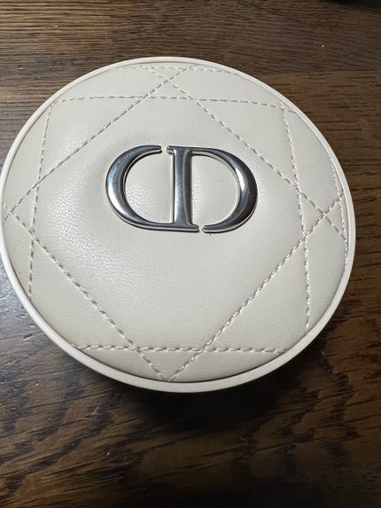 ディオールスキン フォーエヴァー クッション パウダー/Dior/ルースパウダーを使ったクチコミ(1枚目)