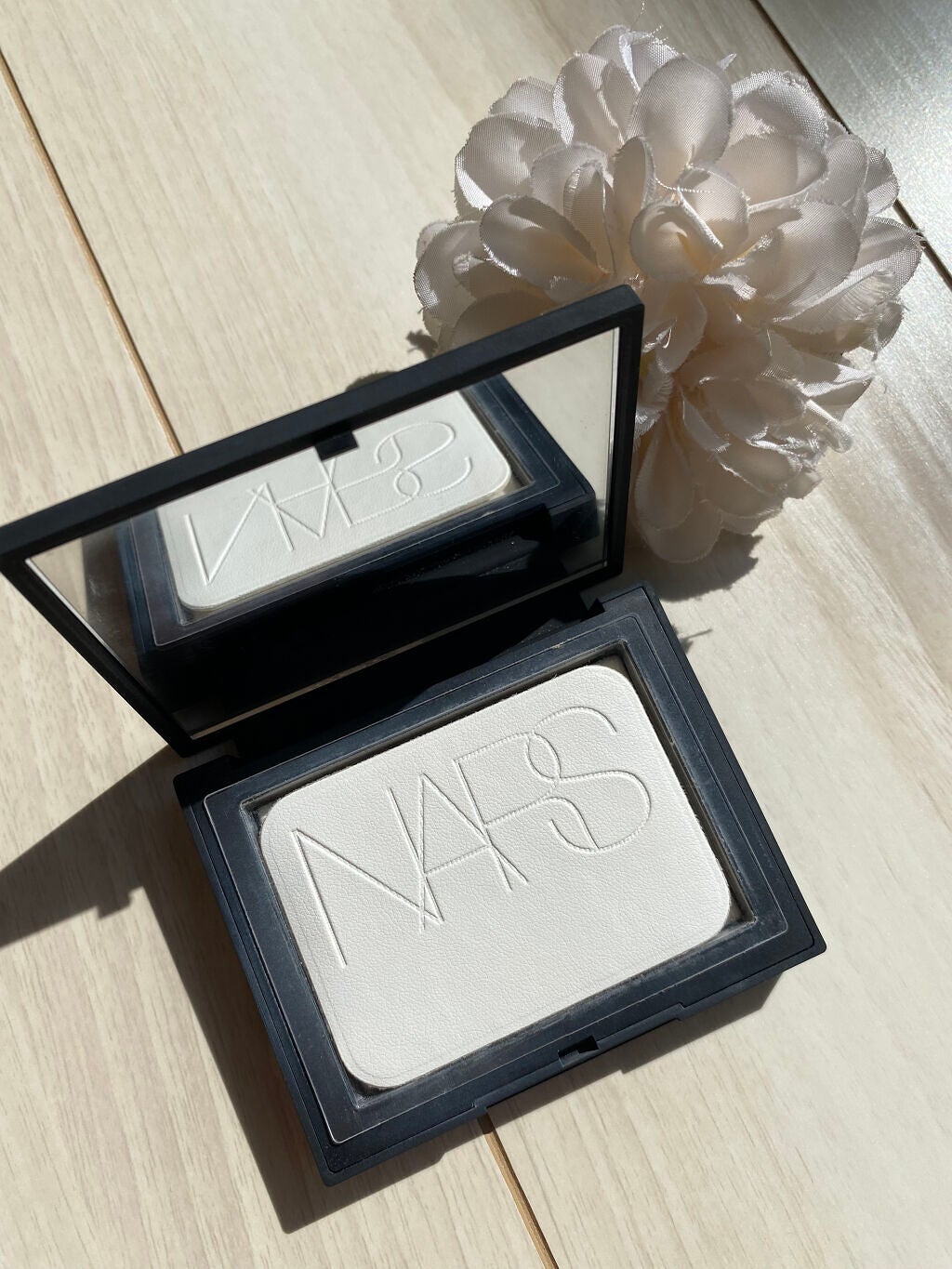 ライトリフレクティングセッティングパウダー プレスト N/NARS/プレストパウダーを使ったクチコミ(2枚目)