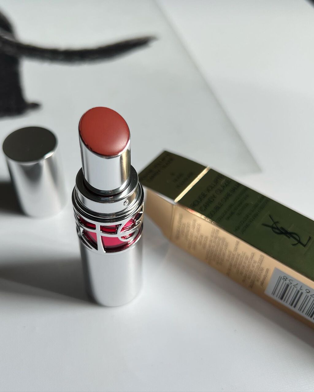 YSL ラブシャイン キャンディグレーズ/YVES SAINT LAURENT BEAUTE/口紅を使ったクチコミ（2枚目）