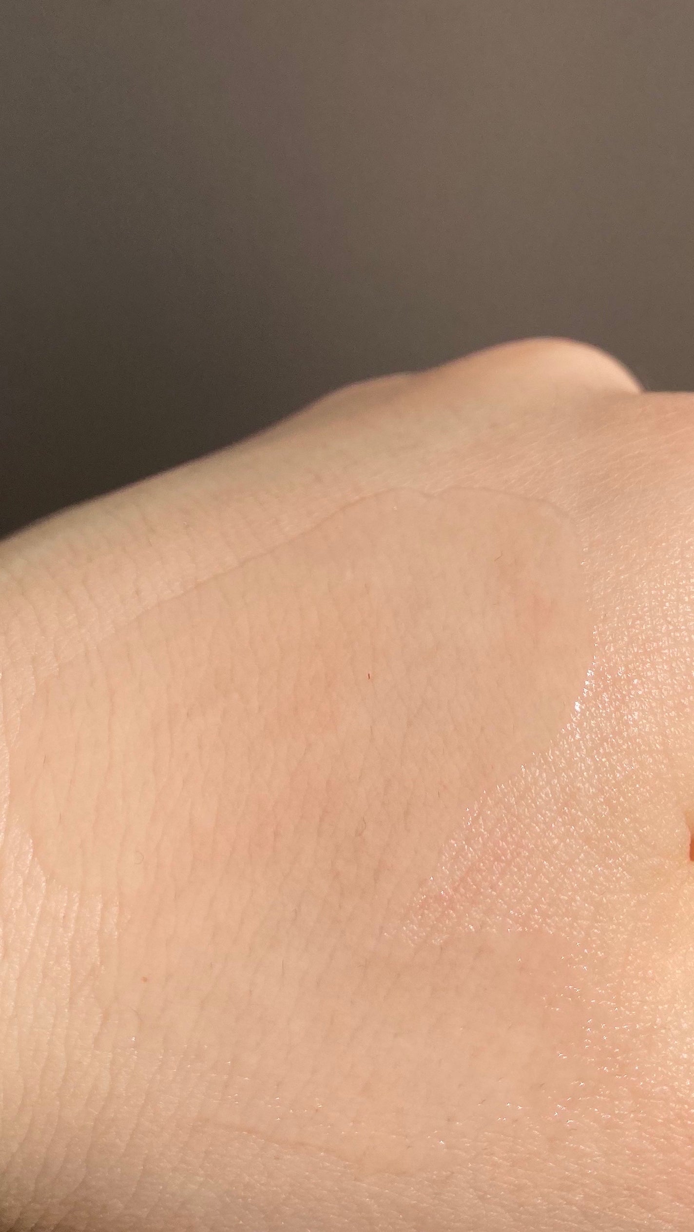 マイルド&モイスチャーアロエジェル/ネイチャーリパブリック/ボディローションを使ったクチコミ(4枚目)