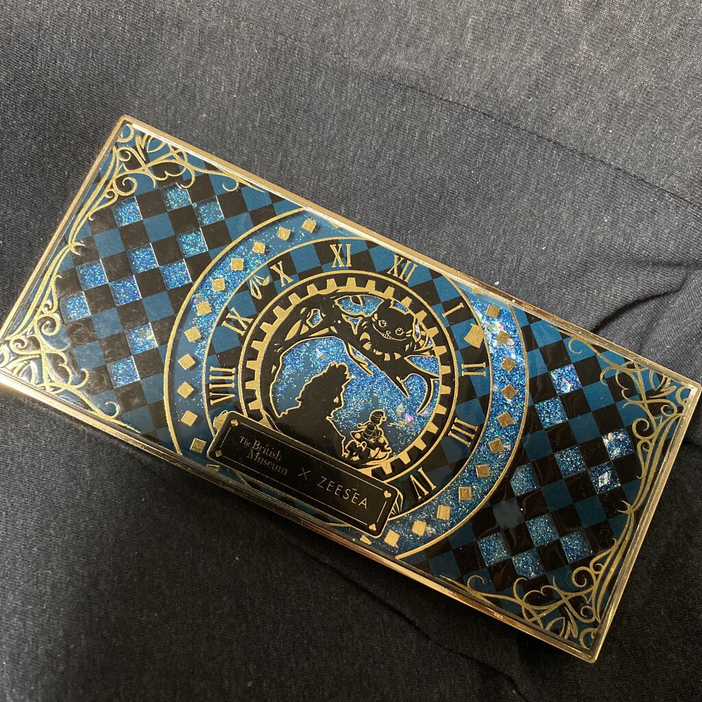 アリスドリームランドシリーズ 12色アイシャドウパレット（ZEESEA×大英博物館）/ZEESEA/アイシャドウパレットを使ったクチコミ（1枚目）