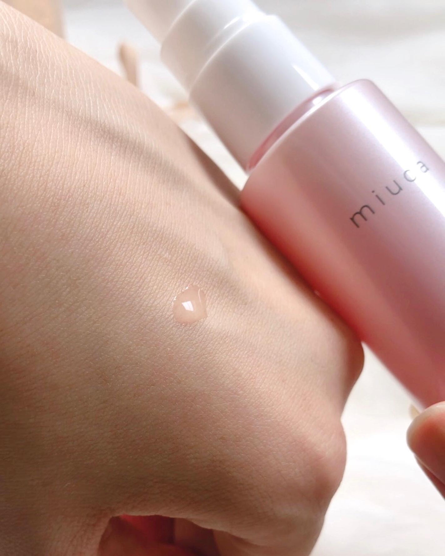 ð¥ð¢ð¬ð.ðððð çŸå®¹ã©ã€ã¿ãŒ on LIPS ã..miucamiucaserumãã€ãªãã¯ãããžãŒç ç©¶ããèª..ãïŒ2æç®ïŒ