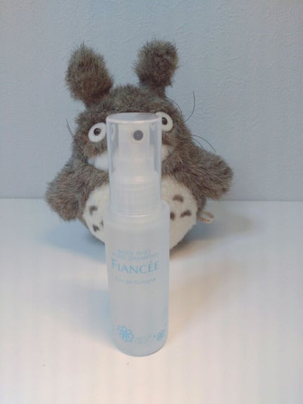 フラワーストーン付 香水スプレー容器/DAISO/その他化粧小物を使ったクチコミ(2枚目)