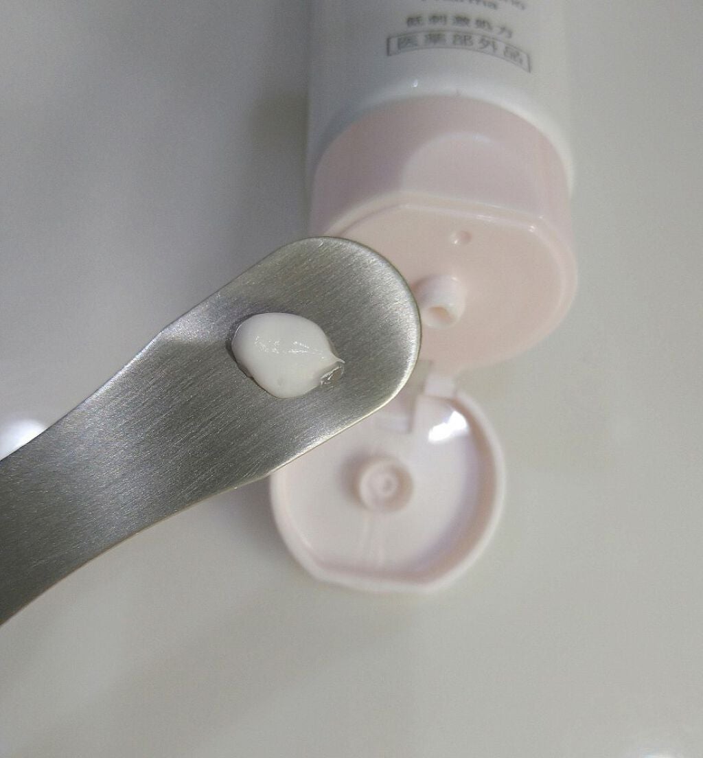 モイスチュア ハンドクリーム/カルテHD/ハンドクリームを使ったクチコミ(2枚目)