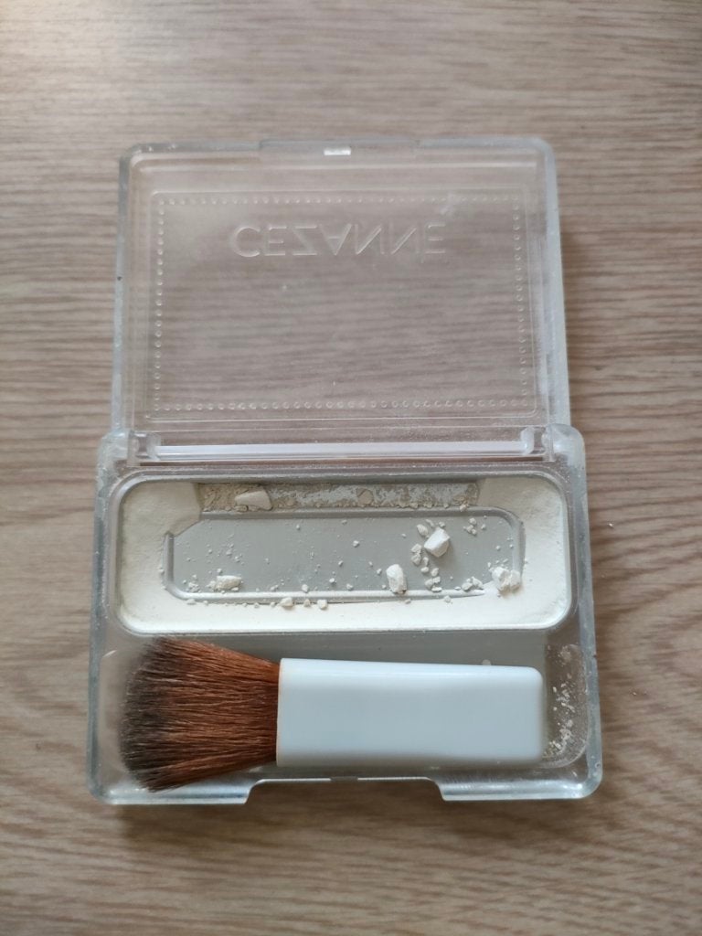 フェース コントロール カラー/CEZANNE/プレストパウダーを使ったクチコミ(2枚目)