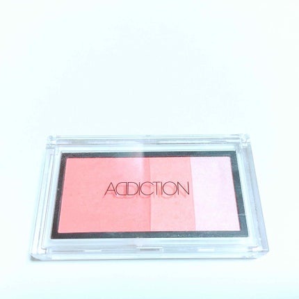 ブラッシュ トリニティ/ADDICTION/パウダーチークを使ったクチコミ(1枚目)