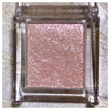 プリズム パウダーアイカラー 002 ピュアピンク/リンメル ロンドン/単色アイシャドウを使ったクチコミ(2枚目)