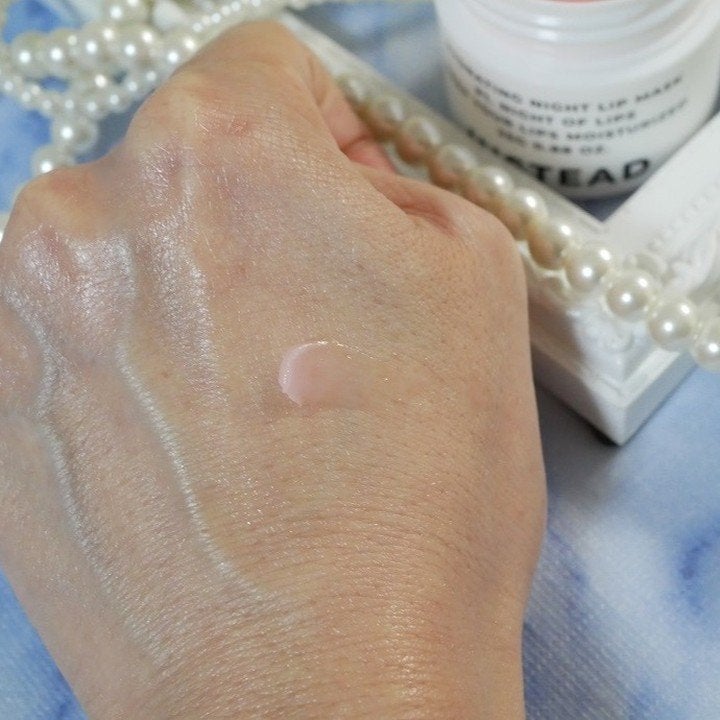 みとらん on LIPS 「うーん、唇ってなんでこんなに乾燥するのか。ぷっくりとしたツヤツ..」(5枚目)