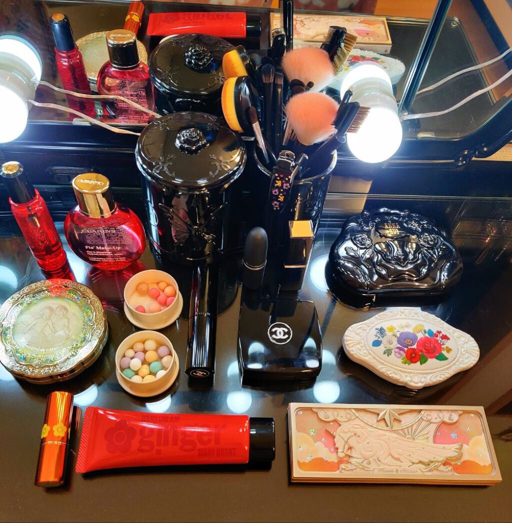 レ キャトル オンブル/CHANEL/アイシャドウパレットを使ったクチコミ(1枚目)