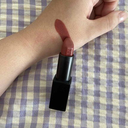 オーデイシャスリップスティック/NARS/口紅を使ったクチコミ(2枚目)