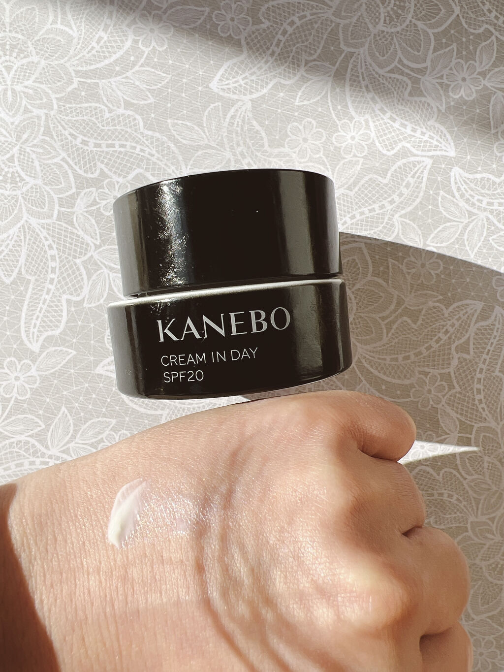 クリーム　イン　デイ/KANEBO/フェイスクリームを使ったクチコミ（2枚目）