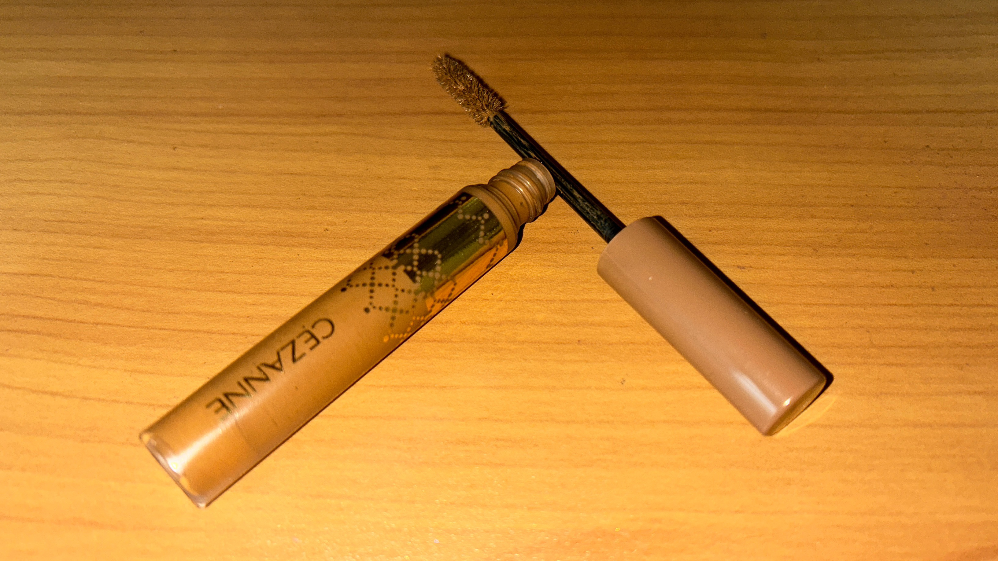 アイブロウマスカラ 01　ナチュラルブラウン/CEZANNE/眉マスカラを使ったクチコミ（3枚目）