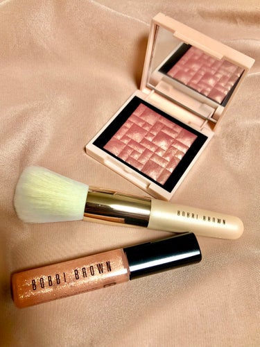 インスタント グロウ リップ & ハイライター セット/BOBBI BROWN/メイクアップキットを使ったクチコミ（1枚目）