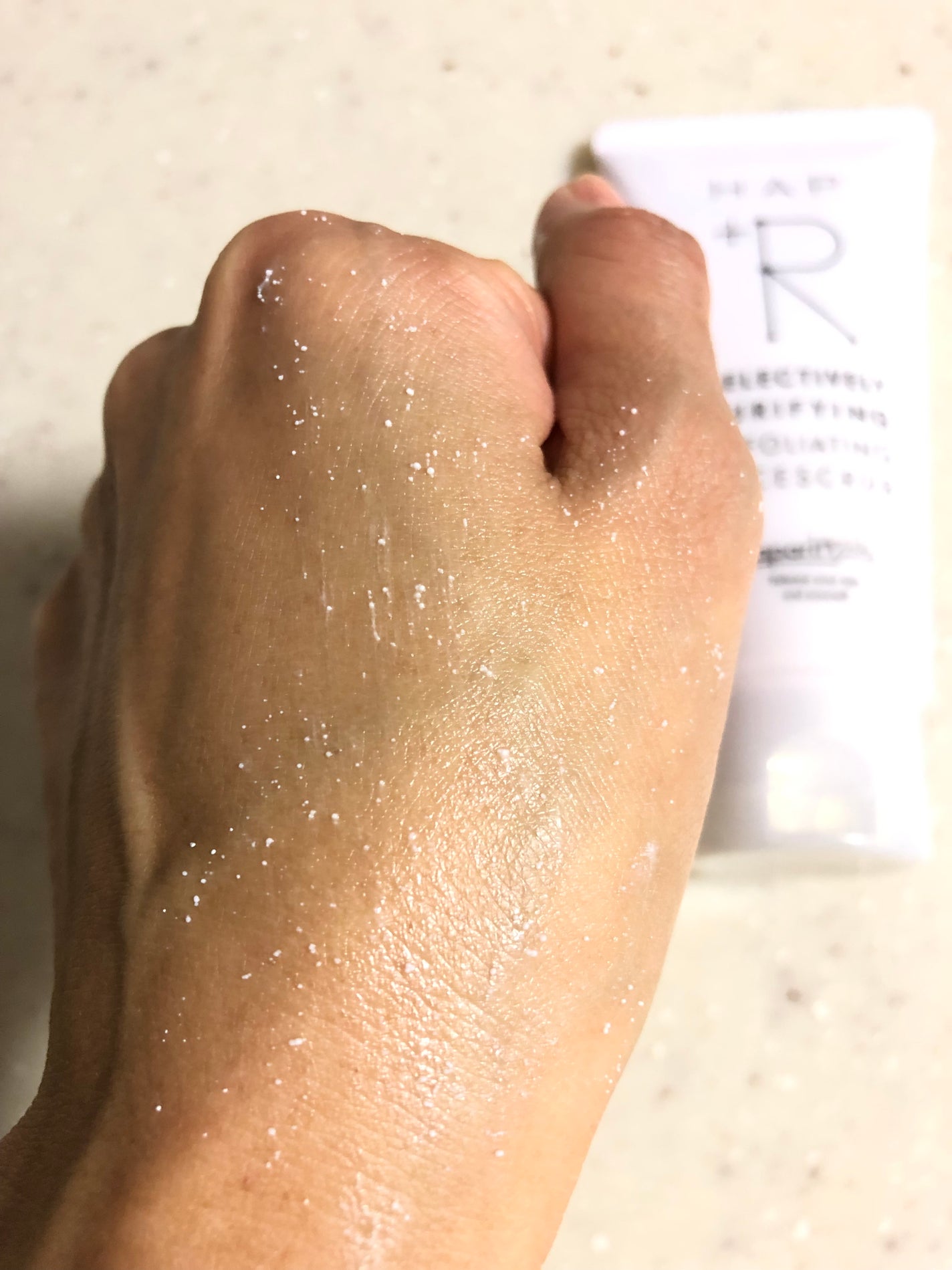 フェイススクラブ /HAP+R/スクラブ・ゴマージュを使ったクチコミ(3枚目)