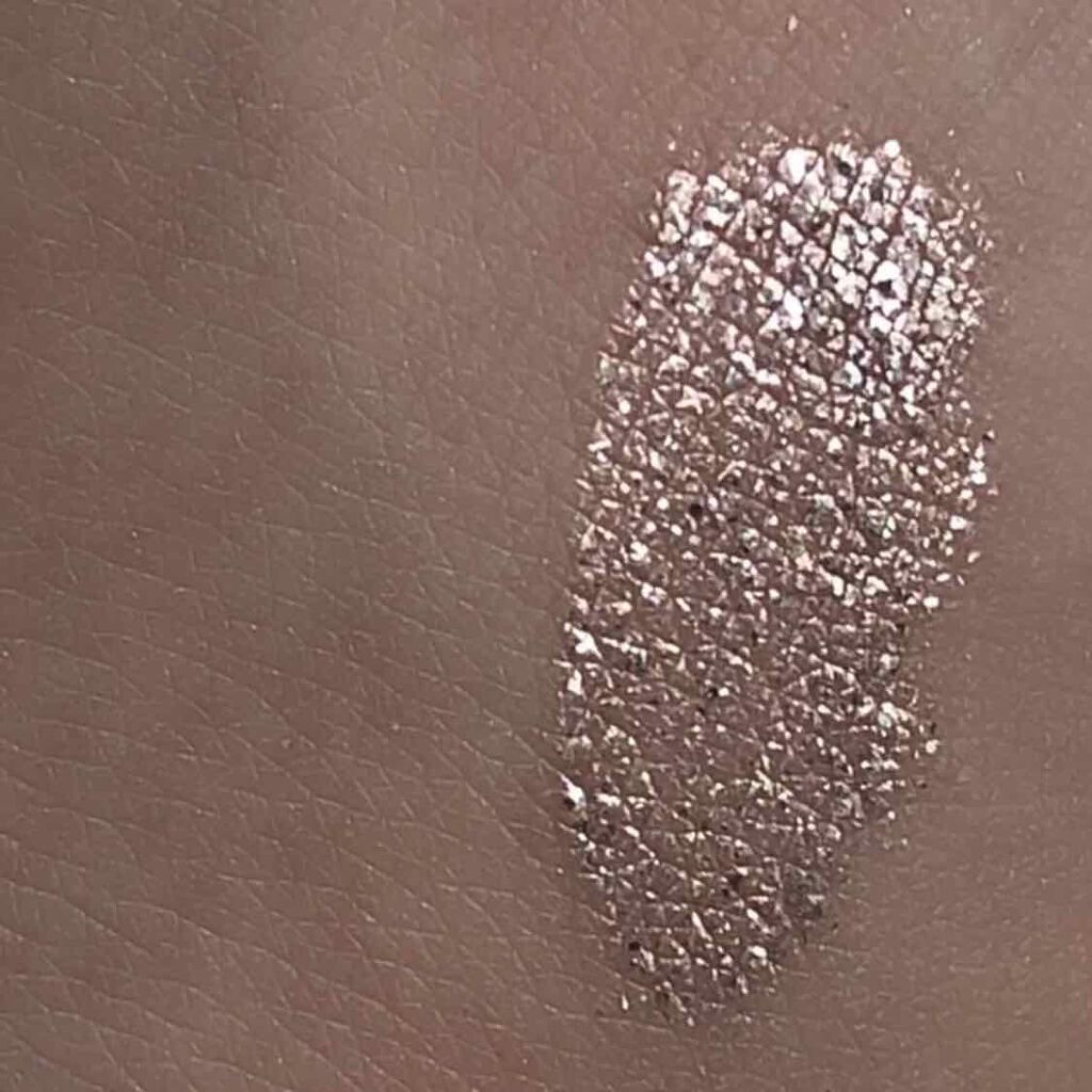 ミラーホリック リキッドアイズ PK001 ピンクオーナメント/ETUDE/リキッドアイシャドウを使ったクチコミ（2枚目）