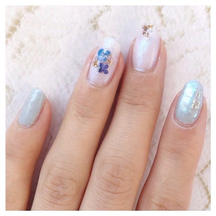 𝘼𝙮𝙪 ❦ 𝑆𝑒𝑙𝑓 𝑁𝑎𝑖𝑙 on LIPS 「❥こんばんは😌写ネイルシールを使って普段あまりしないブ..」(5枚目)